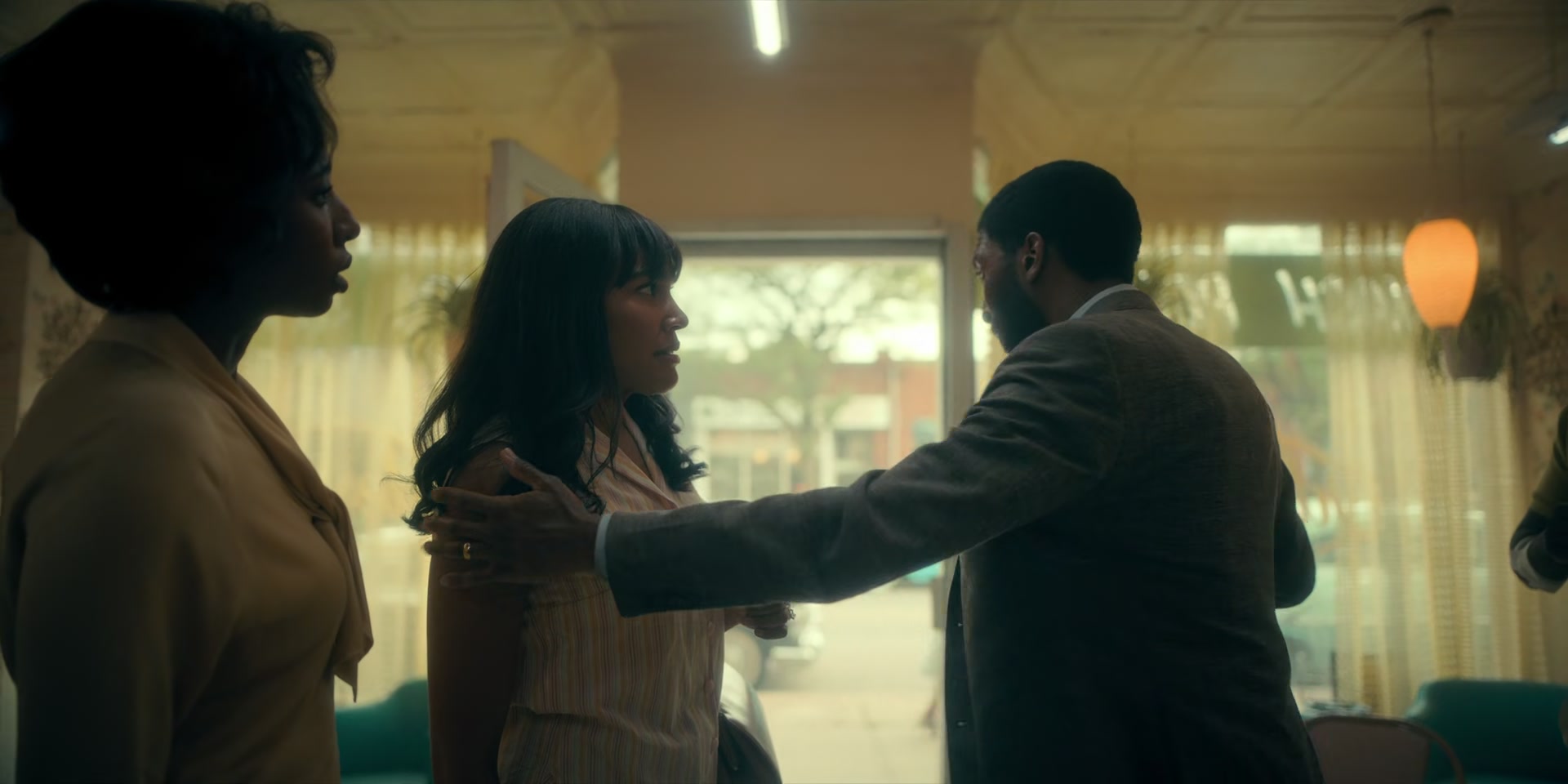 2x04_0512.jpg
