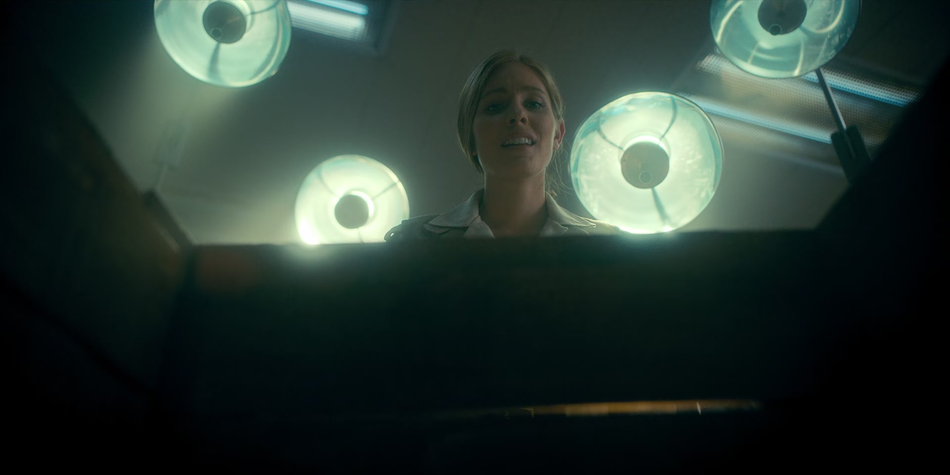 2x05_0021.jpg
