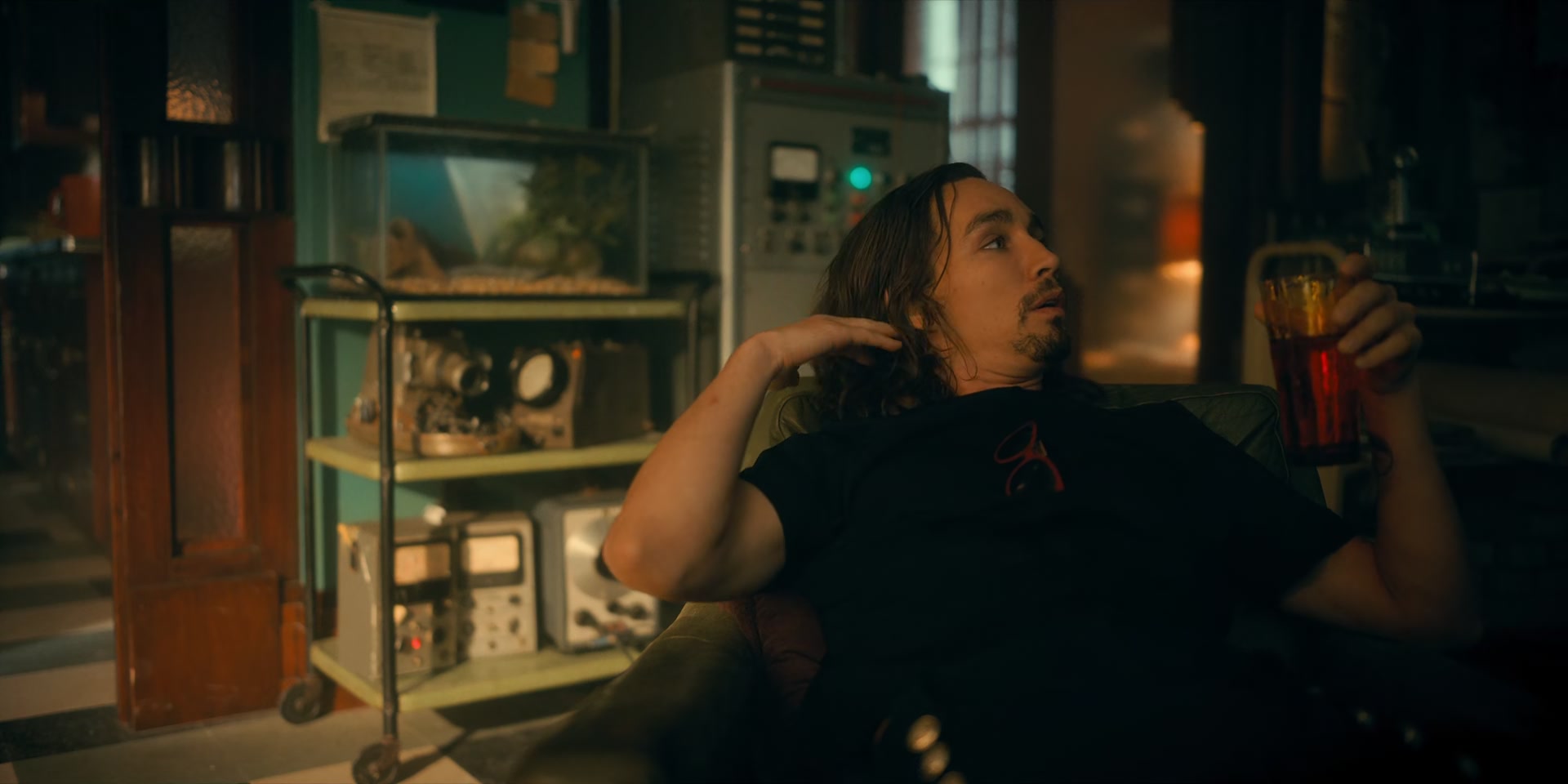 2x05_0804.jpg