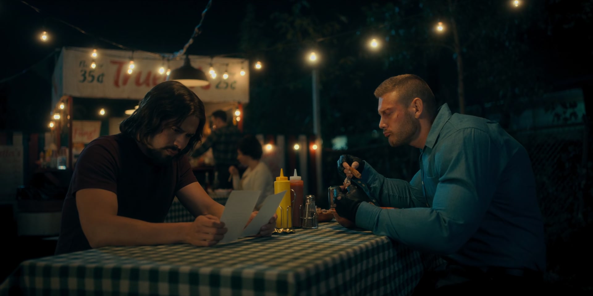 2x05_1277.jpg