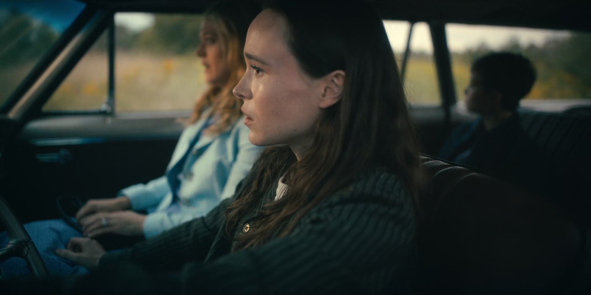 2x07_1215.jpg