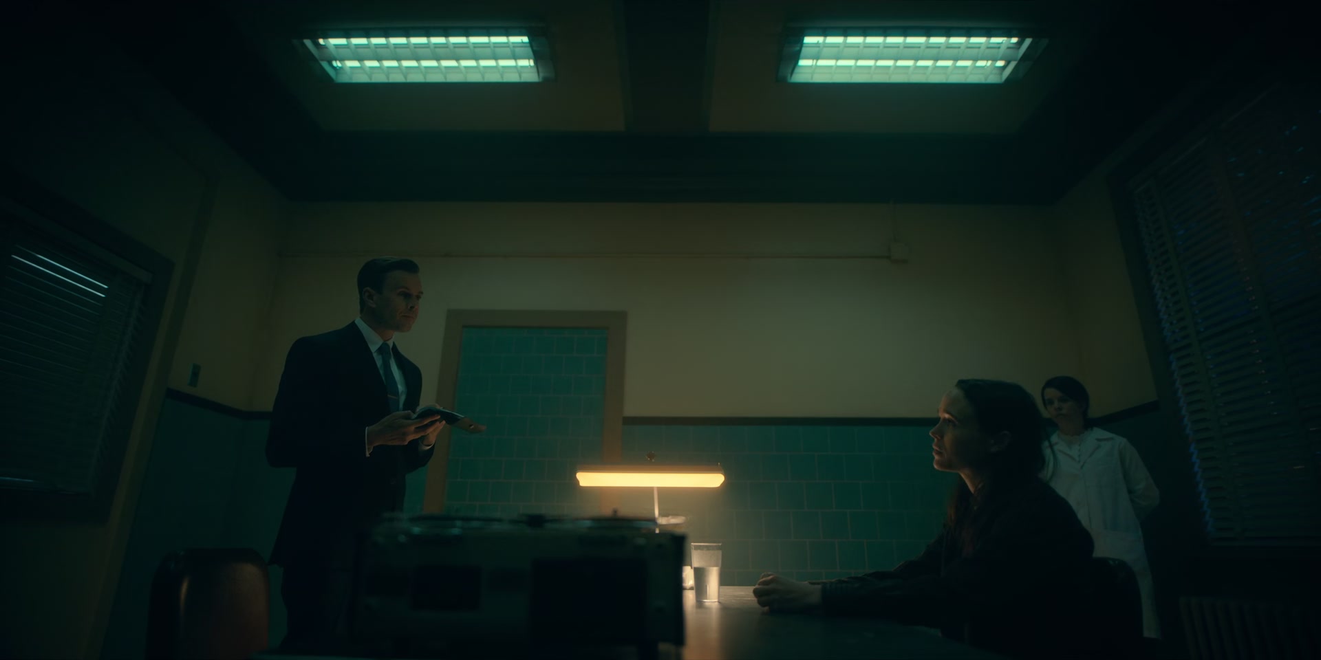2x08_0043.jpg