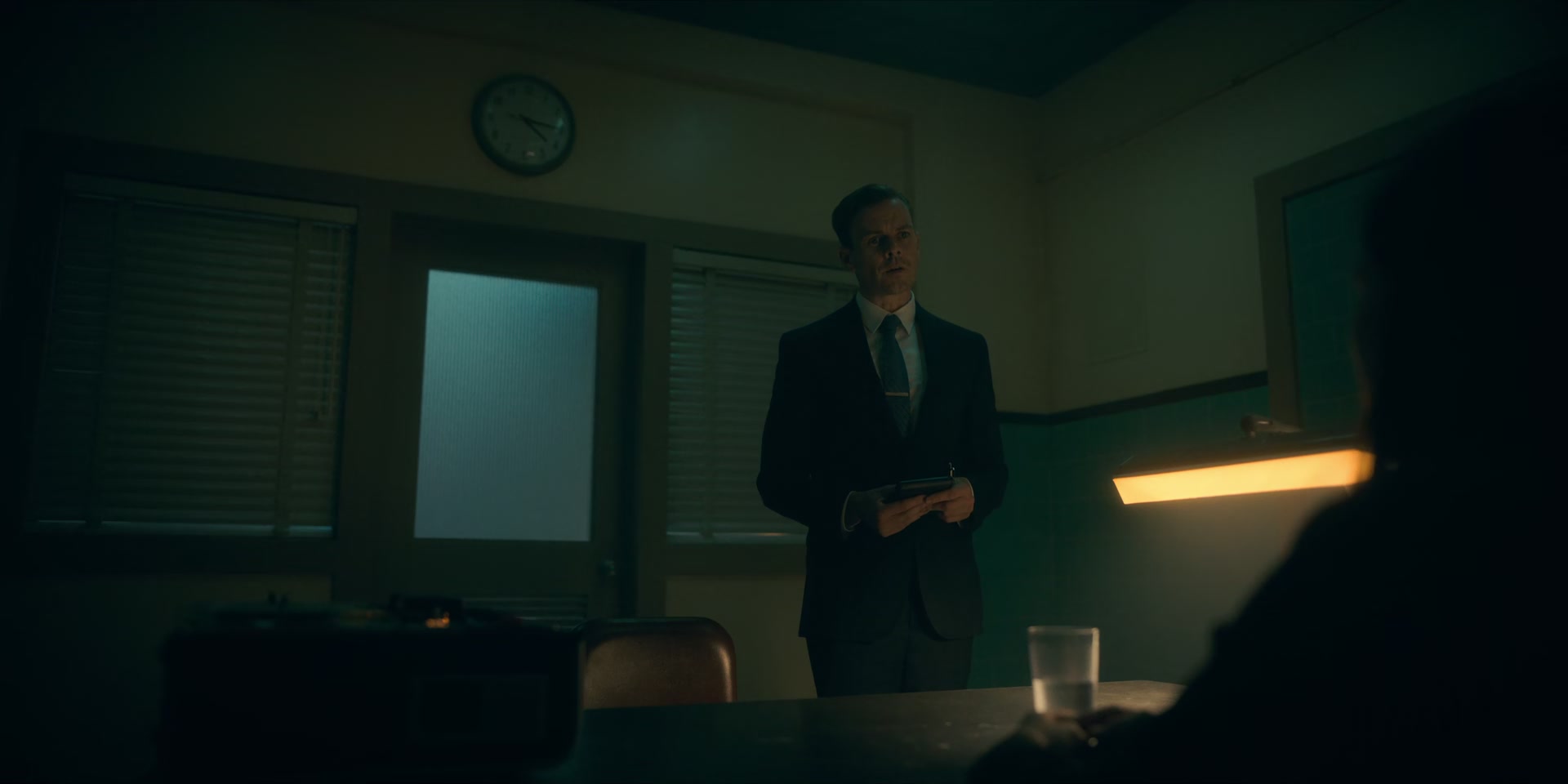 2x08_0049.jpg