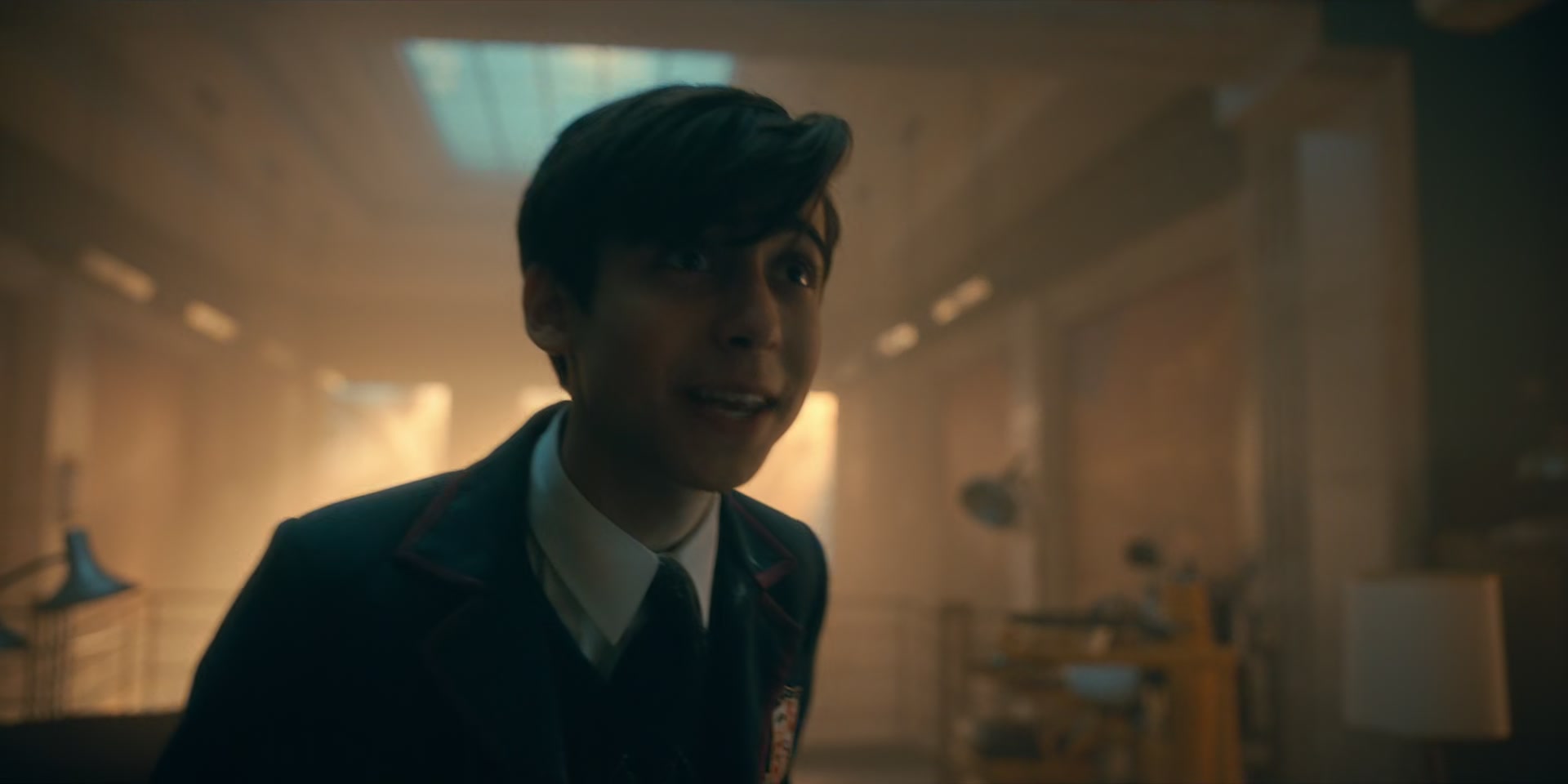 2x08_0411.jpg