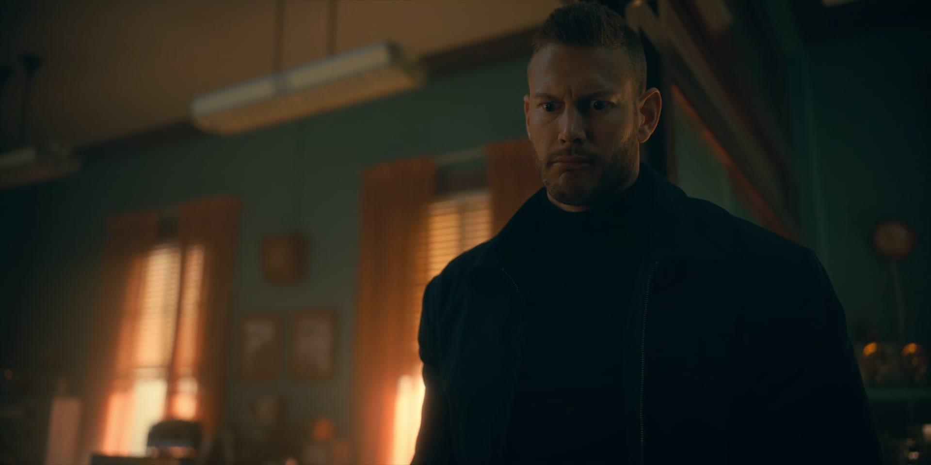 2x08_0447.jpg