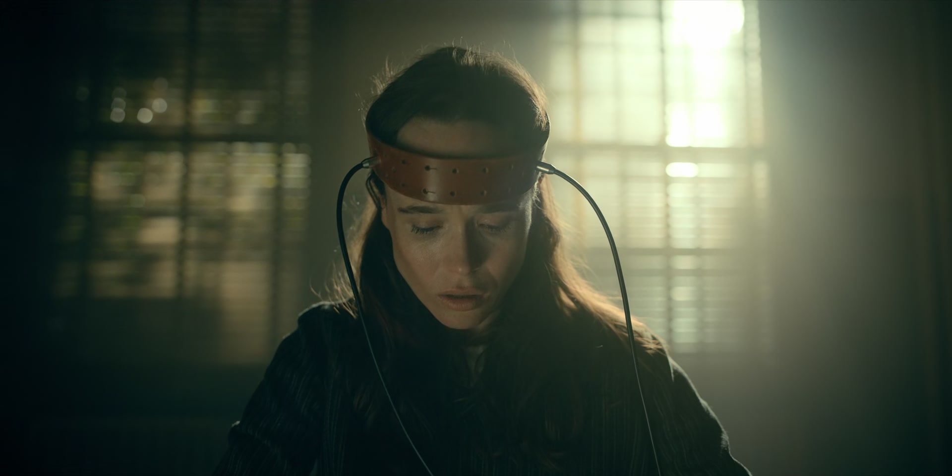 2x08_0545.jpg