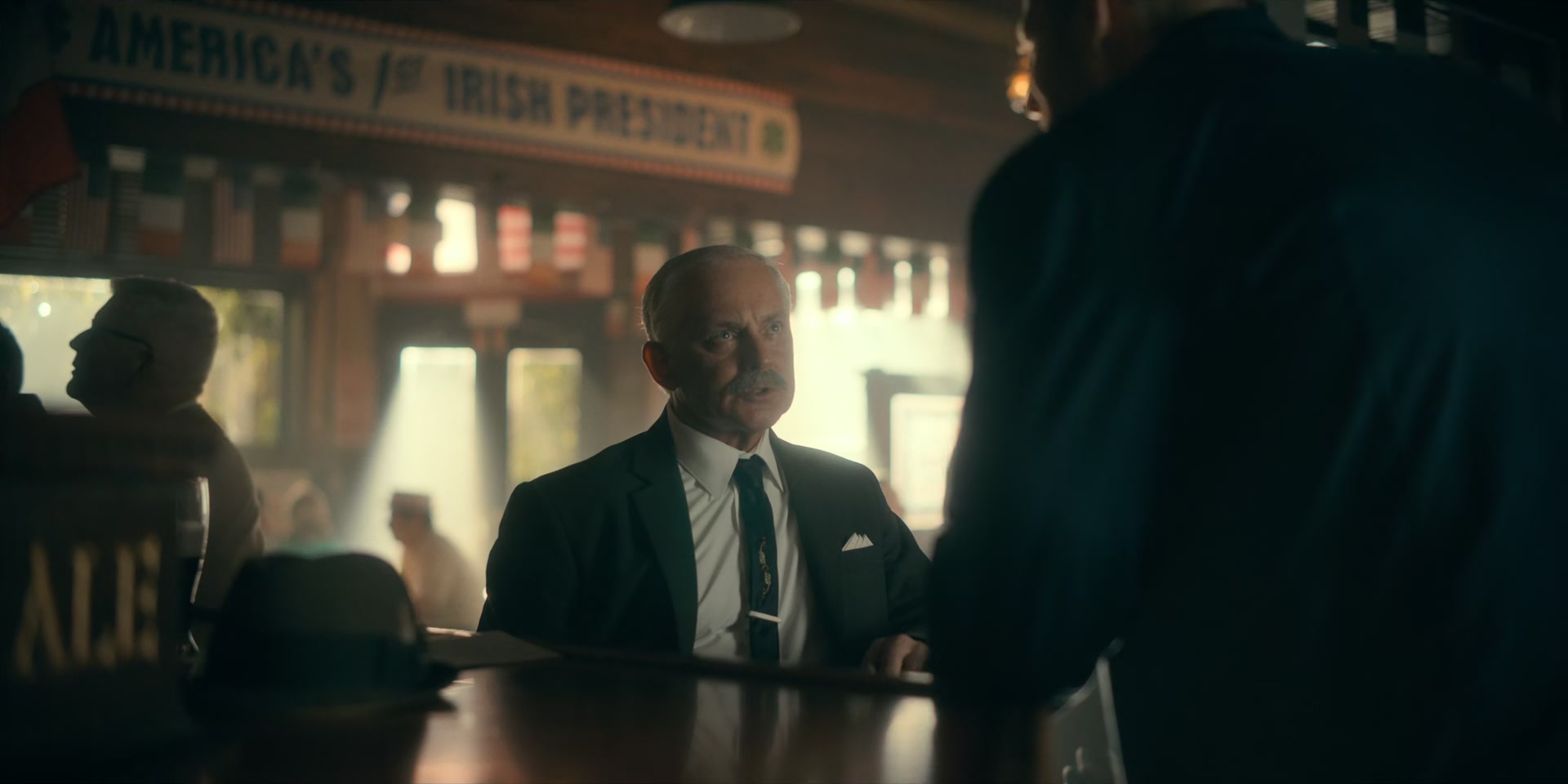 2x08_0641.jpg