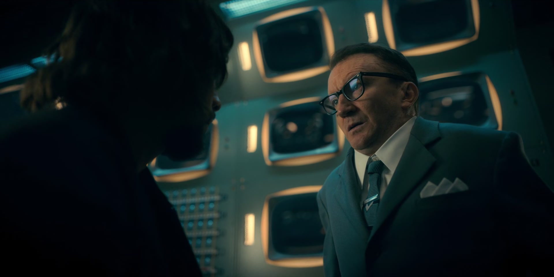 2x08_0841.jpg