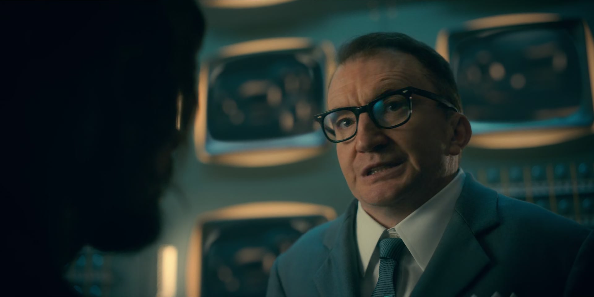 2x08_0852.jpg