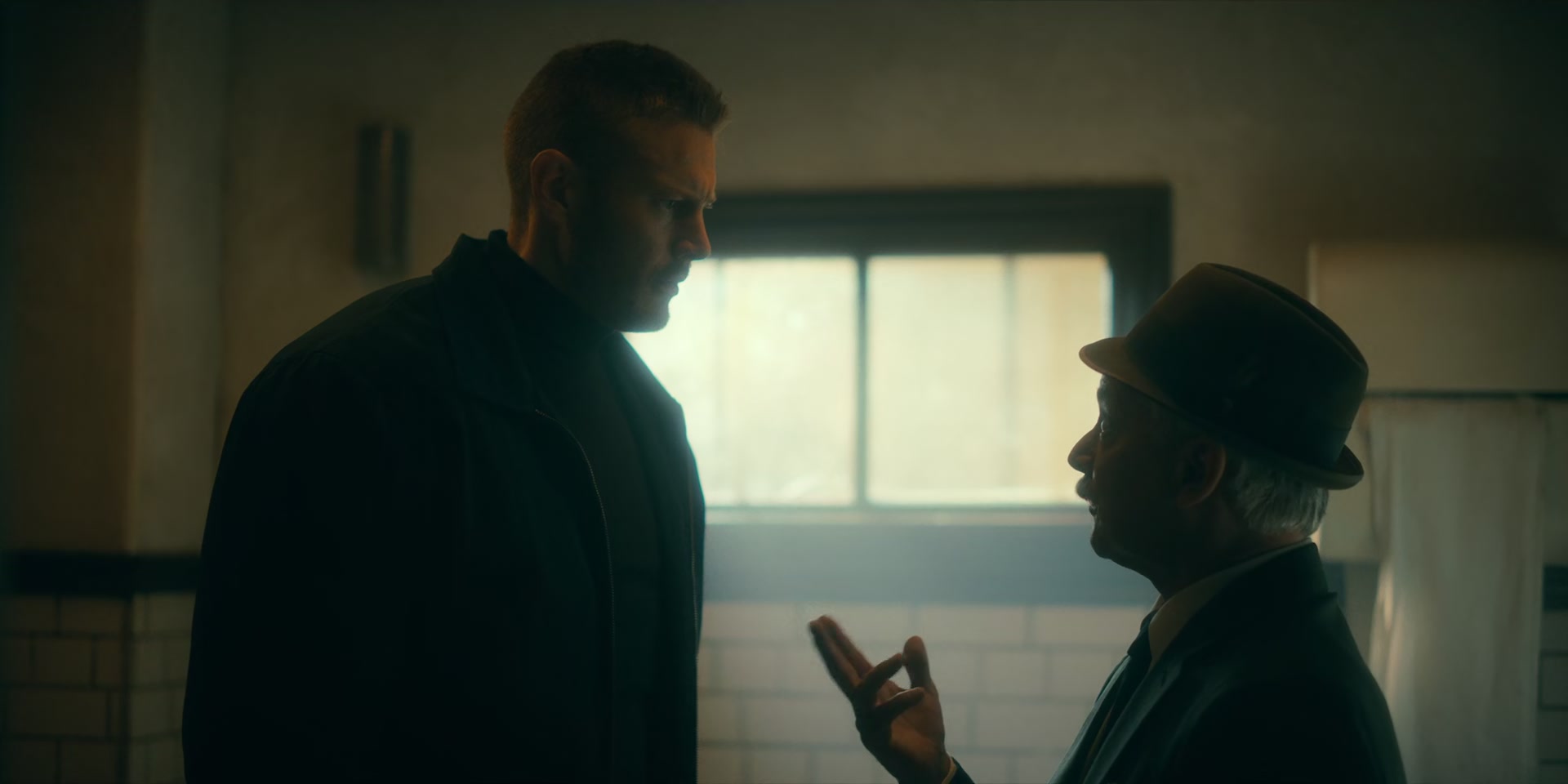 2x08_0969.jpg