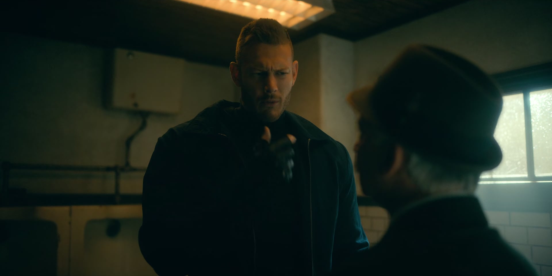 2x08_0976.jpg