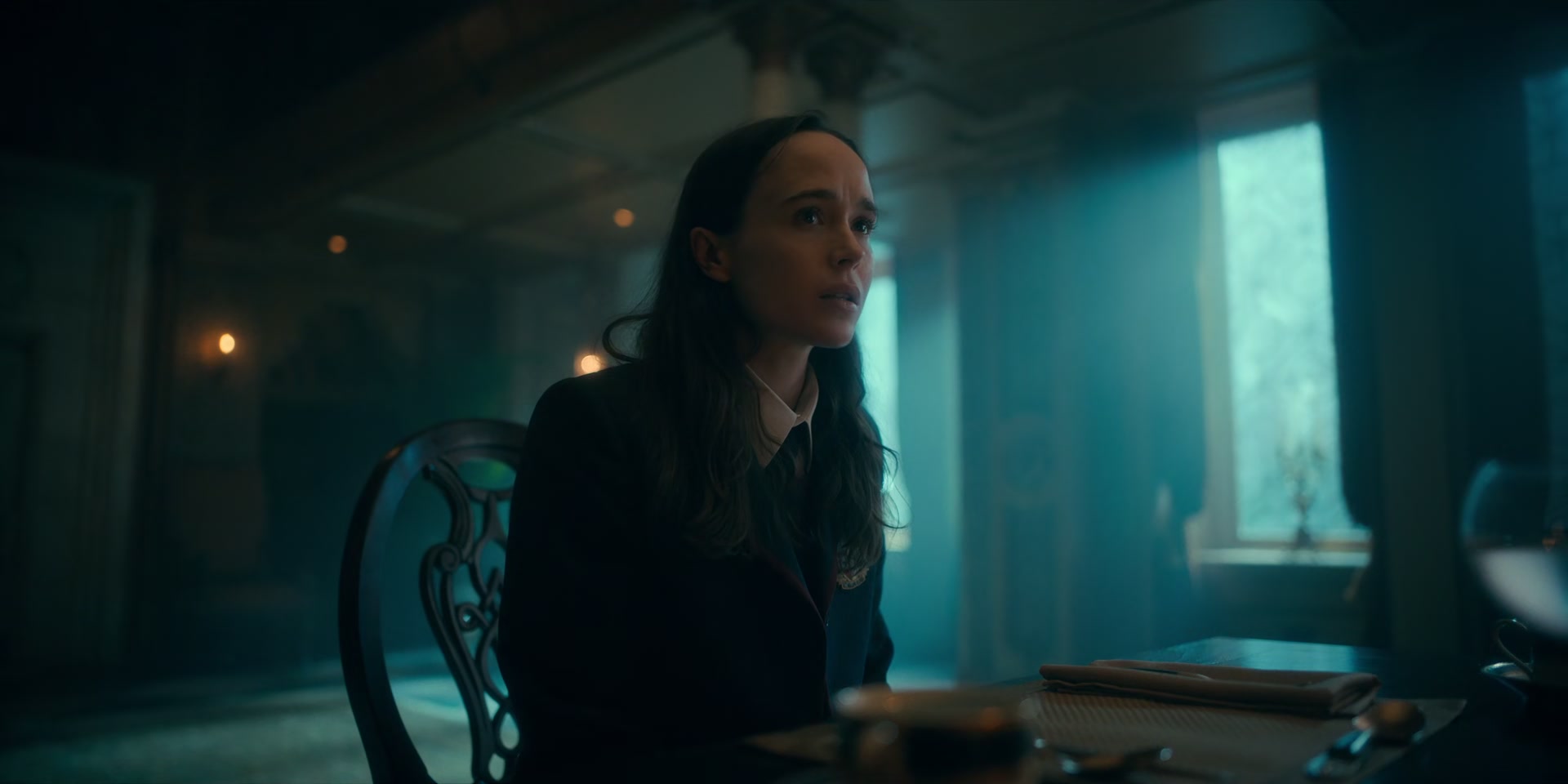 2x08_1025.jpg