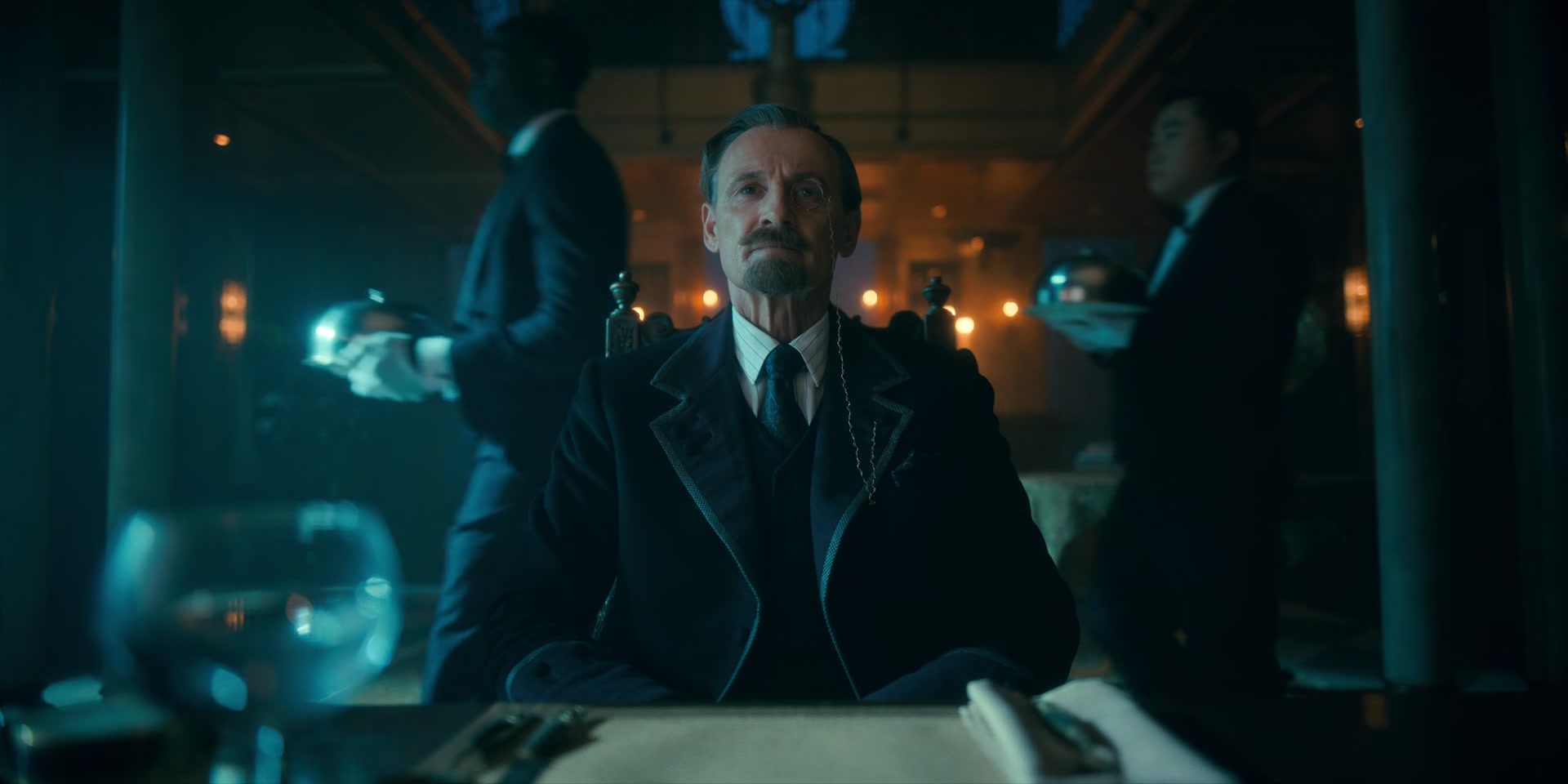 2x08_1036.jpg