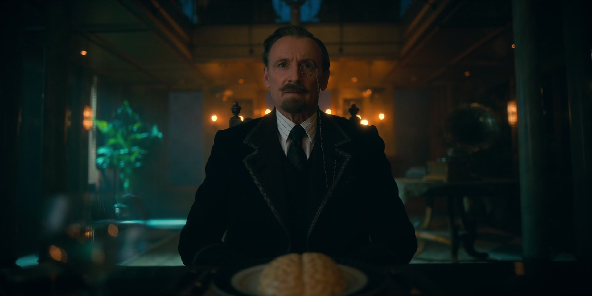 2x08_1055.jpg