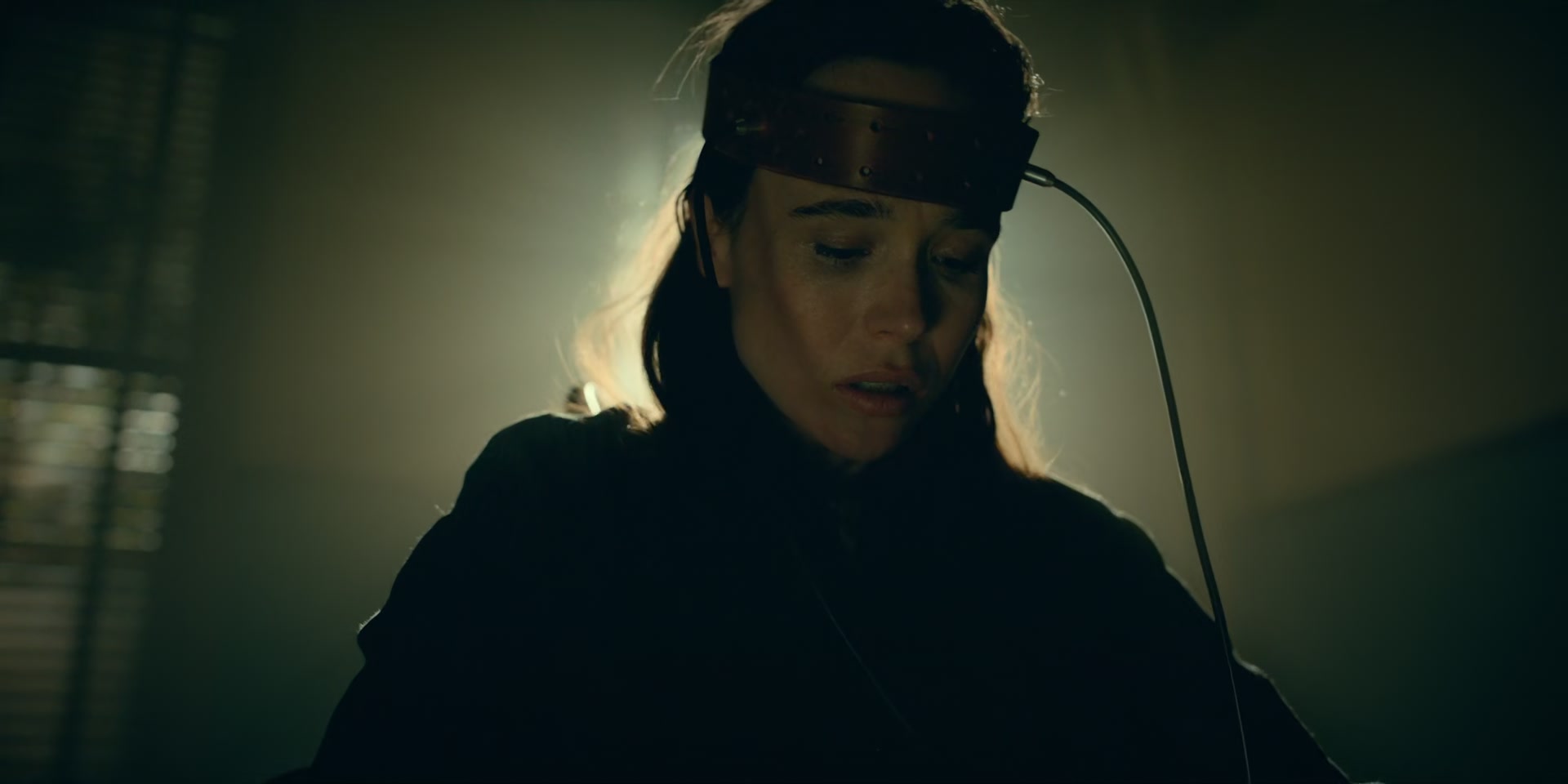 2x08_1061.jpg
