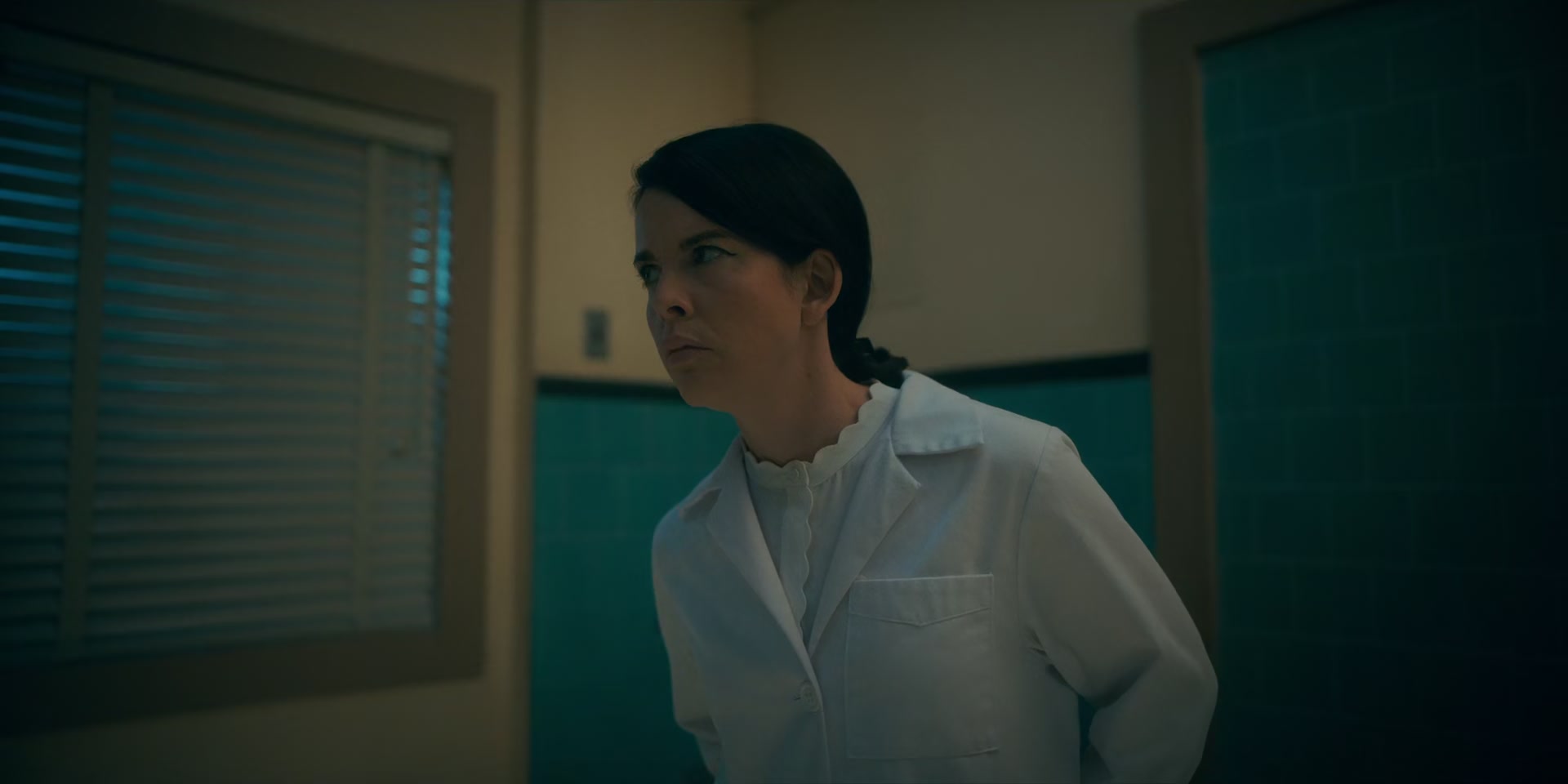 2x08_1087.jpg