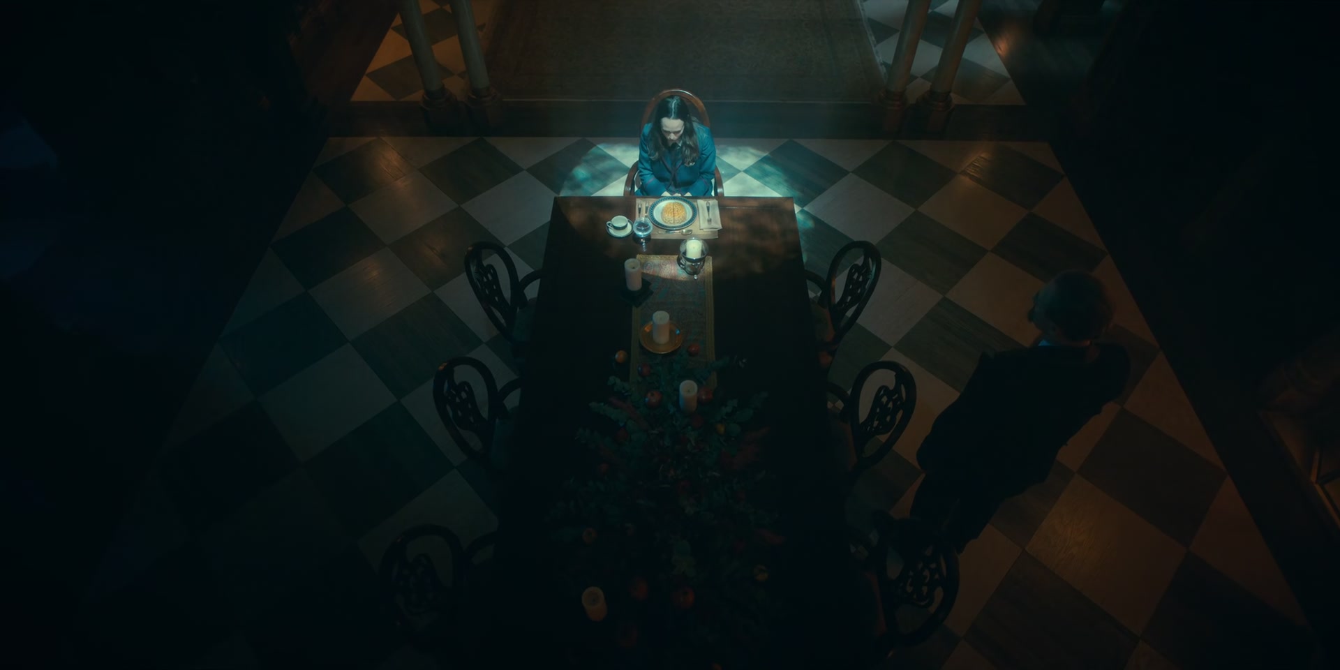 2x08_1230.jpg