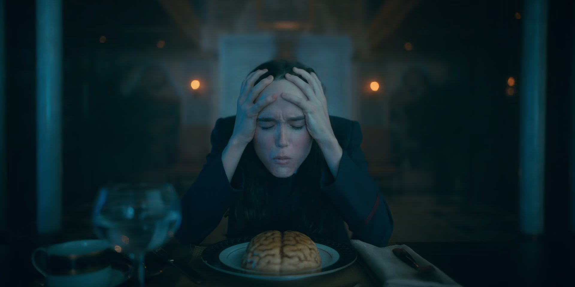 2x08_1239.jpg