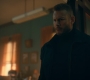 2x08_0445.jpg