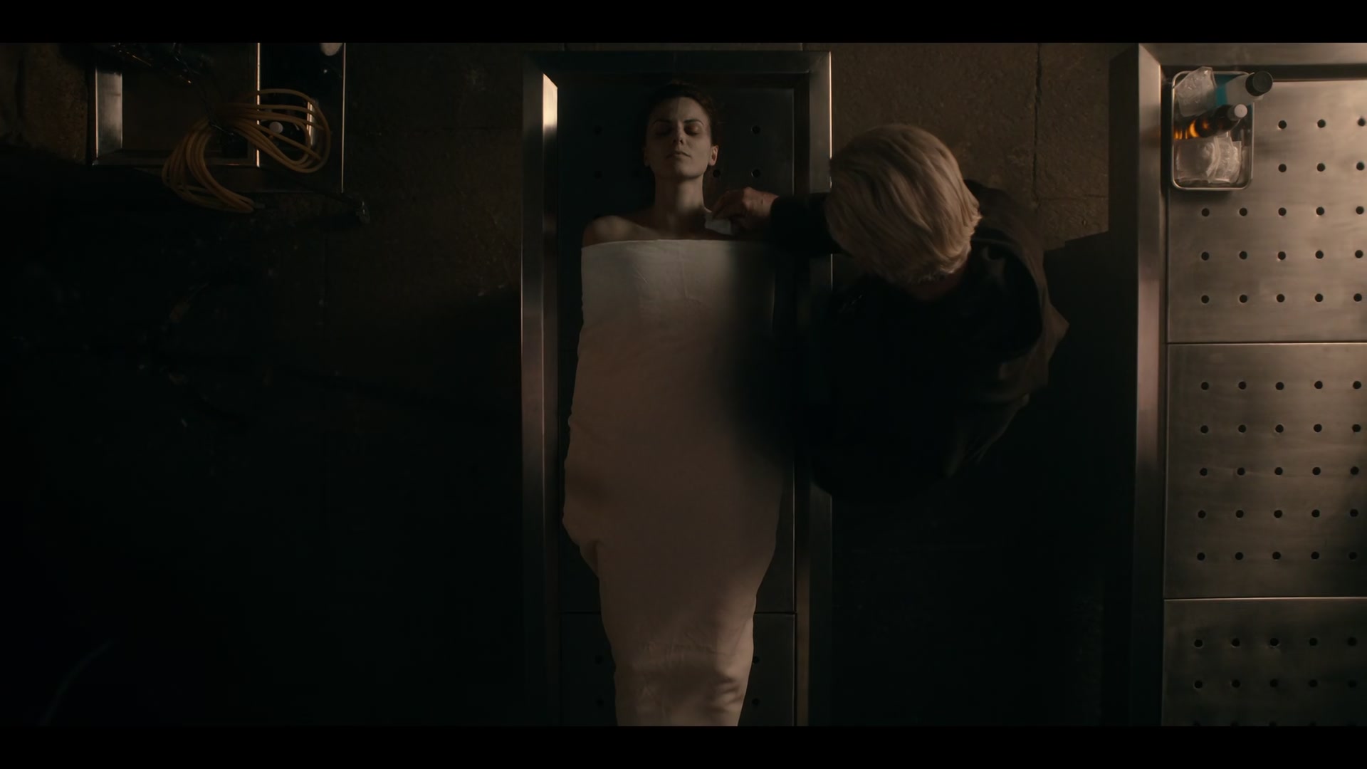 Warrior_Nun_S01E01_2335.jpg