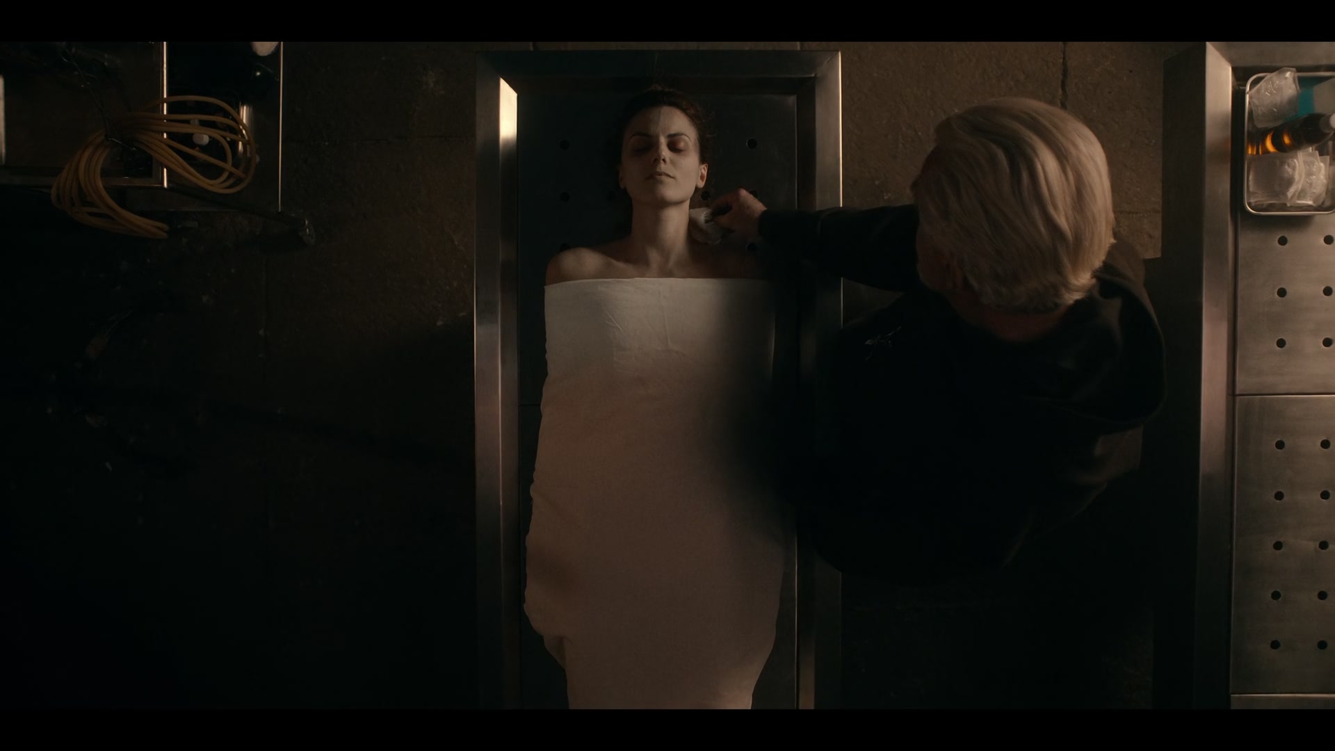 Warrior_Nun_S01E01_2338.jpg